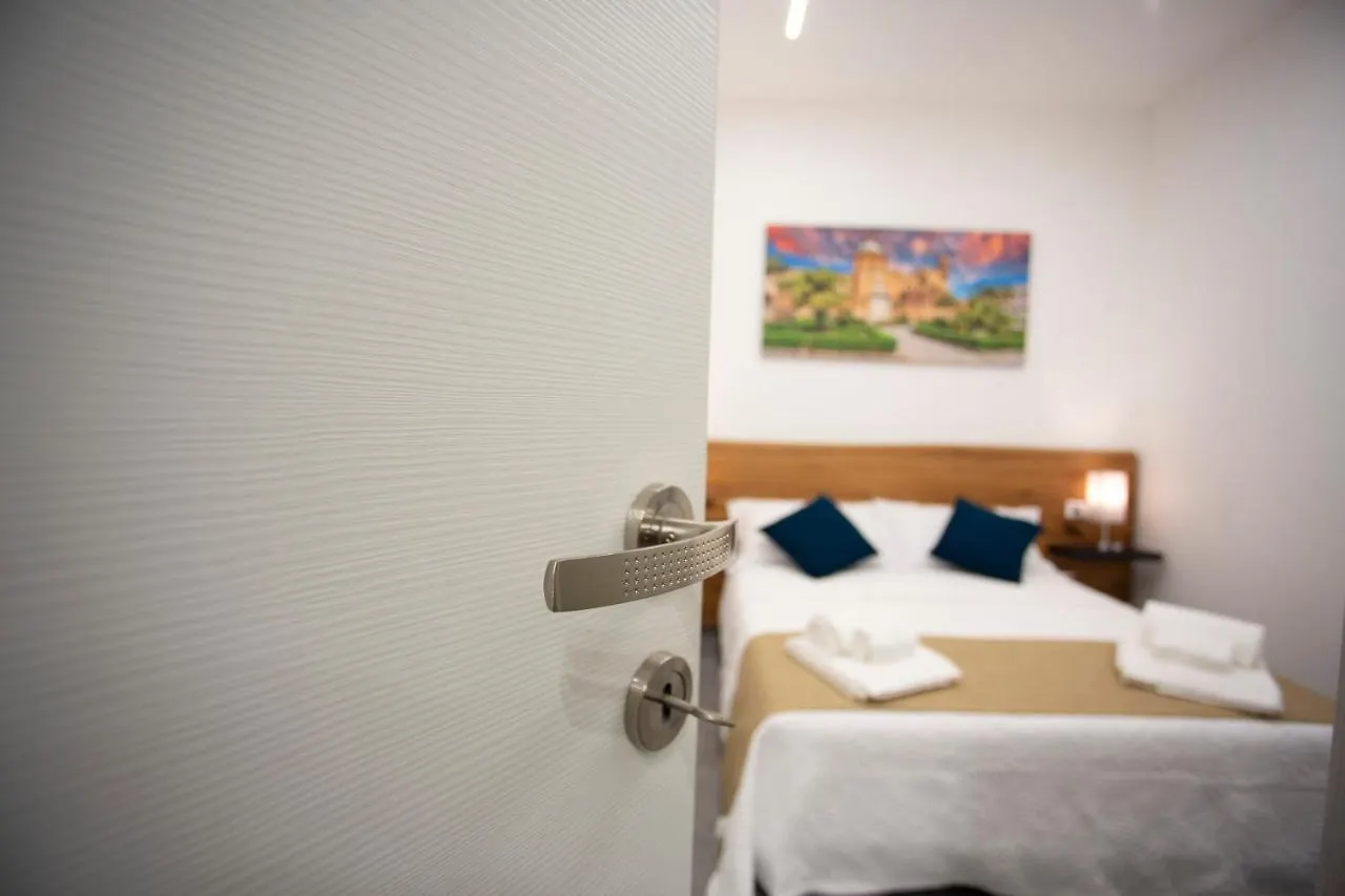 Holiday home Dimora Les Folies Villa Palermo
