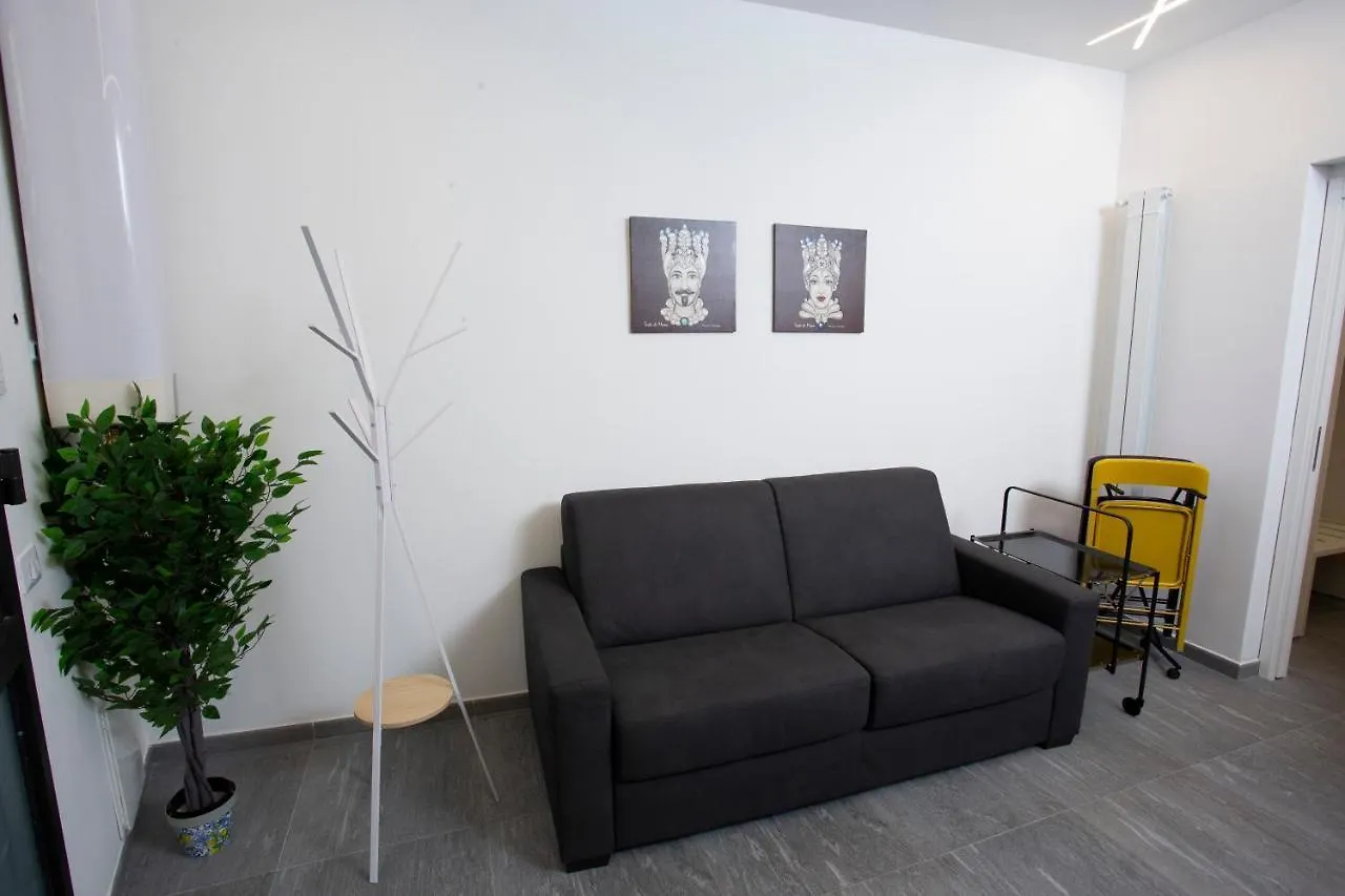 Holiday home Dimora Les Folies Villa Palermo